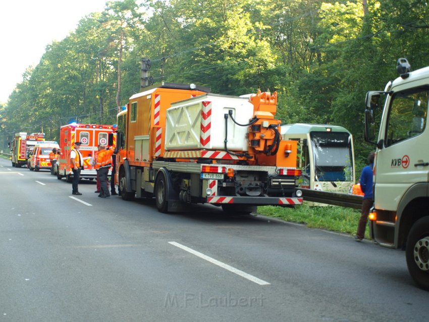 VU Radfahrer Strab Koeln Duennwald Berlinerstr Duennwalder Mauspfad P02.JPG